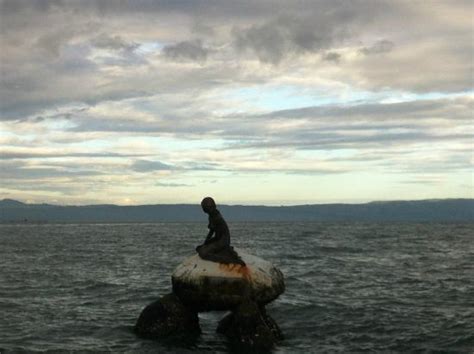 Davao Baywalk (Seawalk) .